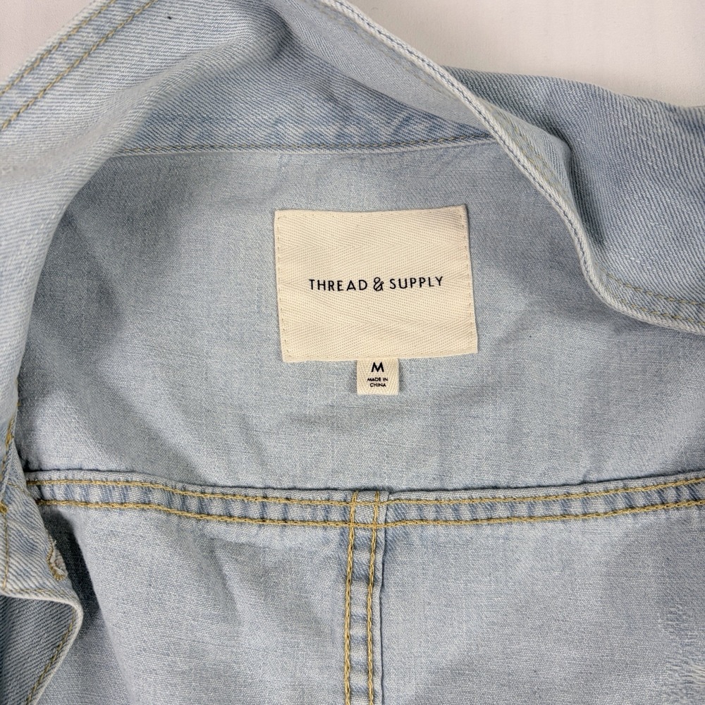 Thread & Supply Women Distressed Denim Shacket Raw Hem Cotton M Chore Western - Picture 3 of 7